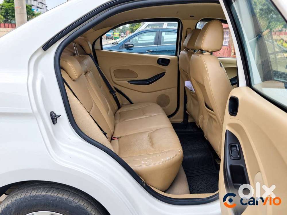 Ford Aspire Titatinium Blu Ti-vct, 2016