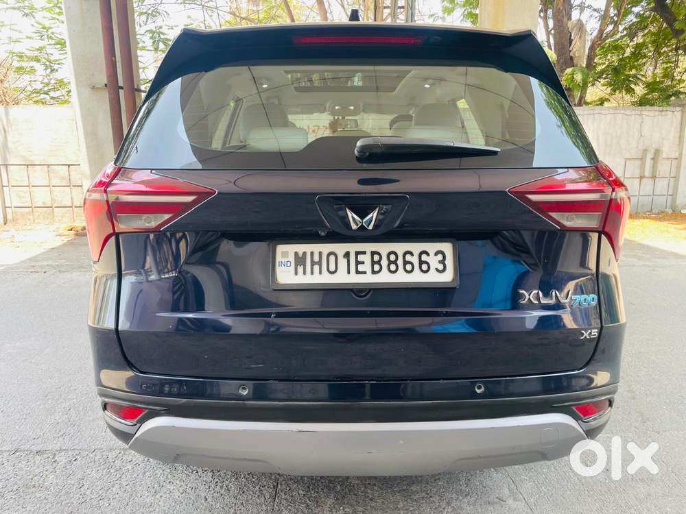 Mahindra Xuv700 2.0 Ax 5 Petrol Mt 7 Str, 2022, Petrol