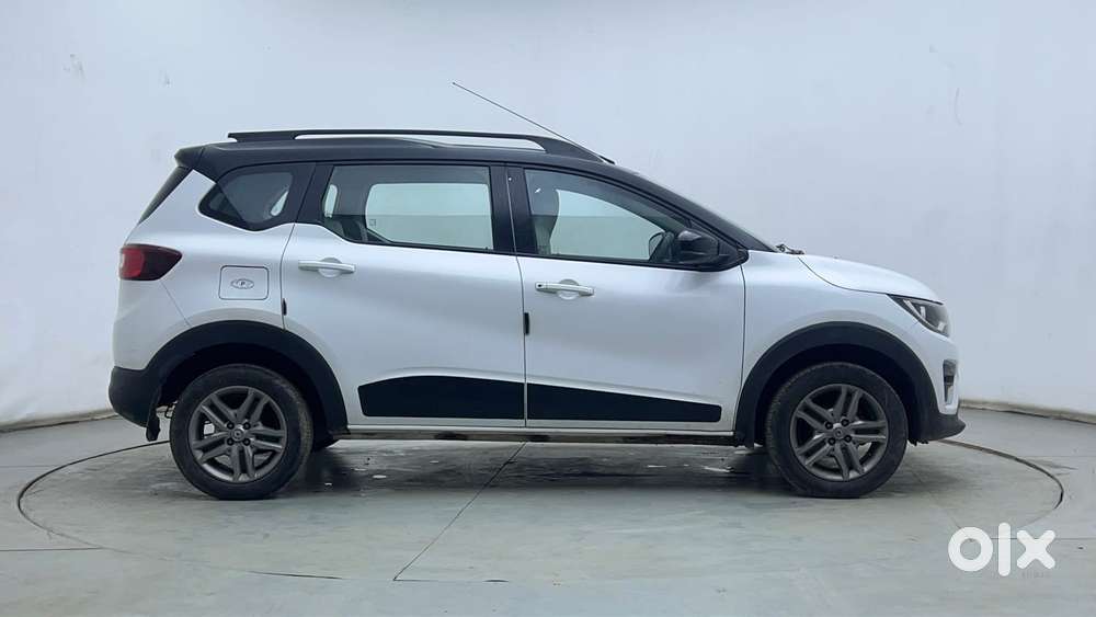 Renault Triber Rxz Easy-r Amt Dual Tone, 2022, Petrol