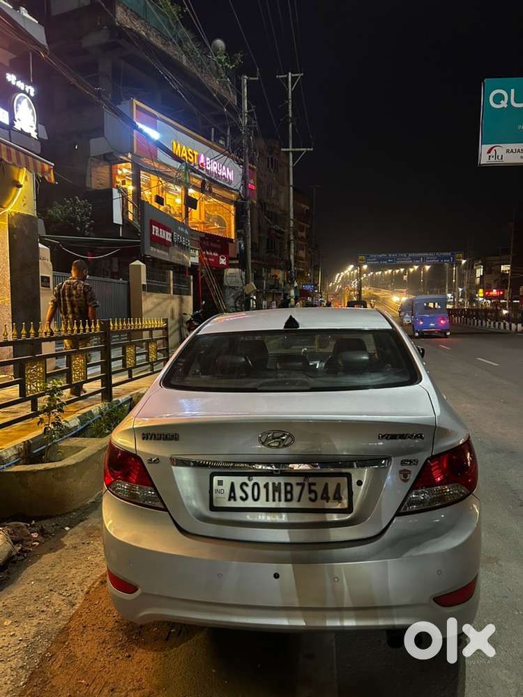 Hyundai Fluidic Verna 2012