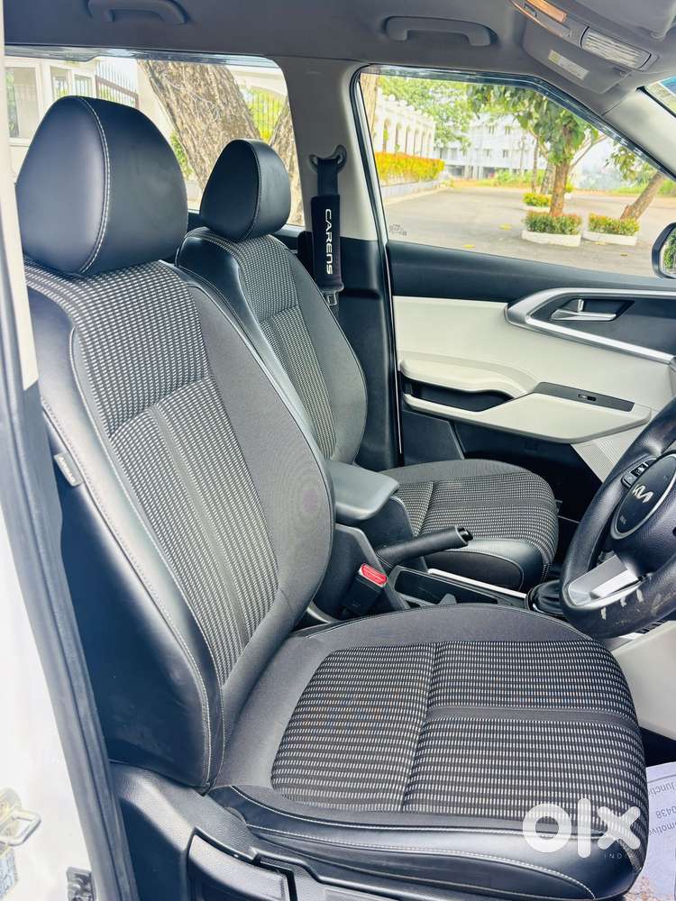 Kia Carens 1.4 Prestige 7 Str, 2022, Petrol