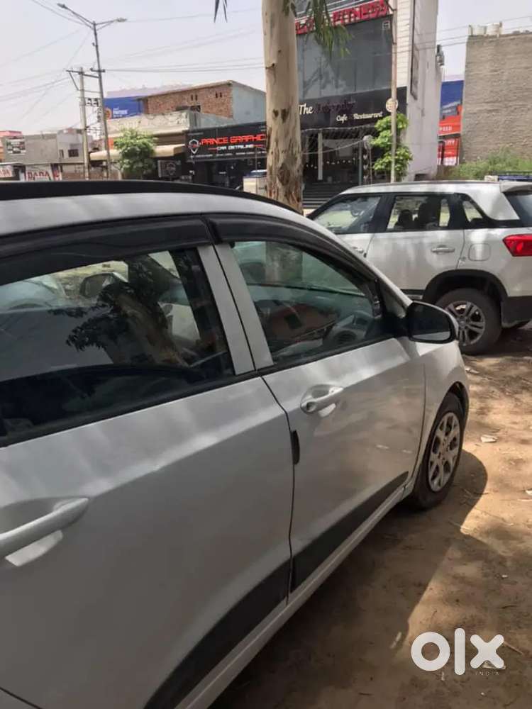 Hyundai Grand I10 2016 Diesel Well Maintained