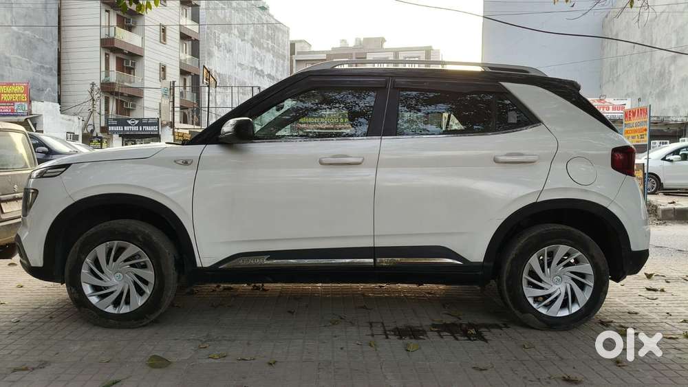 Hyundai Venue S 1.2 Petrol, 2021, Cng & Hybrids