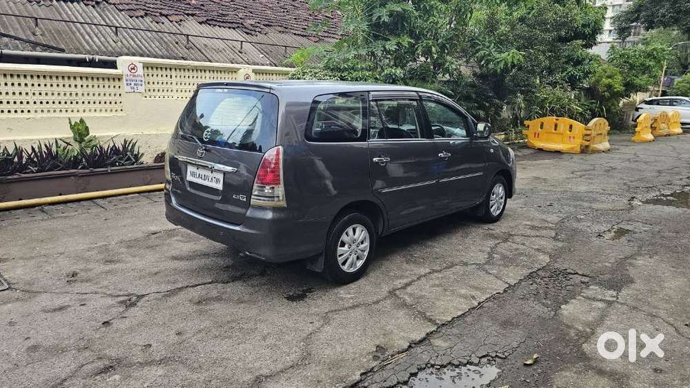 Toyota Innova 2.5 V 7 Str, 2009, Diesel