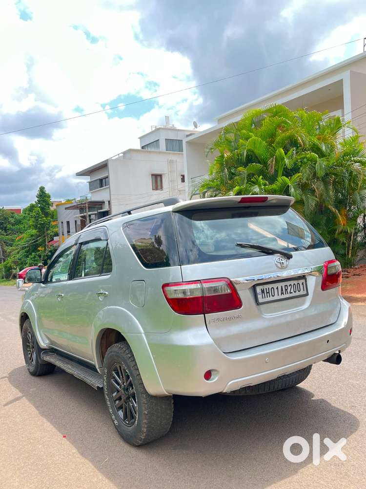 Toyota Fortuner [ ] 3.0 4x4 Mt, 2010, Diesel
