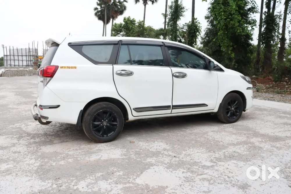 Toyota Innova Crysta 2018 Diesel Mt