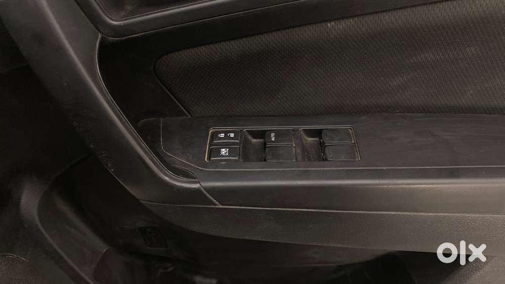 Maruti Suzuki Vitara Brezza 1.5 Vxi, 2021, Petrol