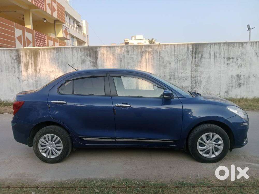 Maruti Suzuki Swift Dzire Vxi Optional, 2023, Petrol