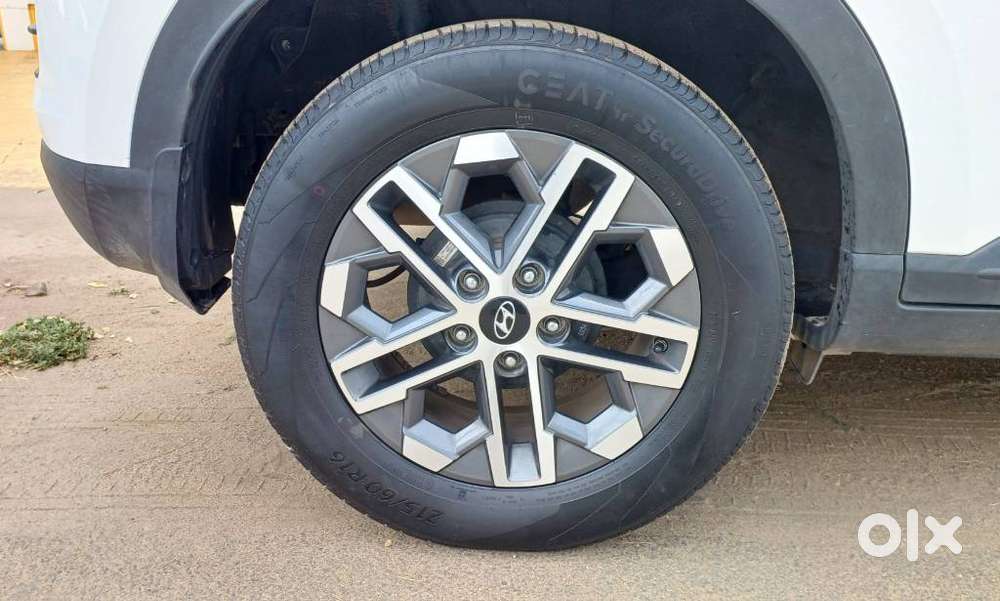 Hyundai Venue 1.0 Sx (o) Turbo Dct, 2024, Petrol