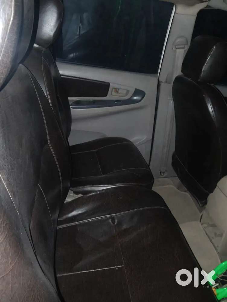 Toyota Innova Diesel 2012