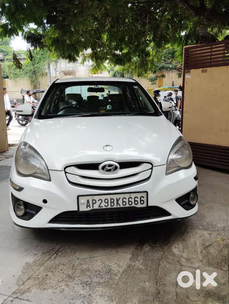 Hyundai Verna 2010 Diesel Manual Car