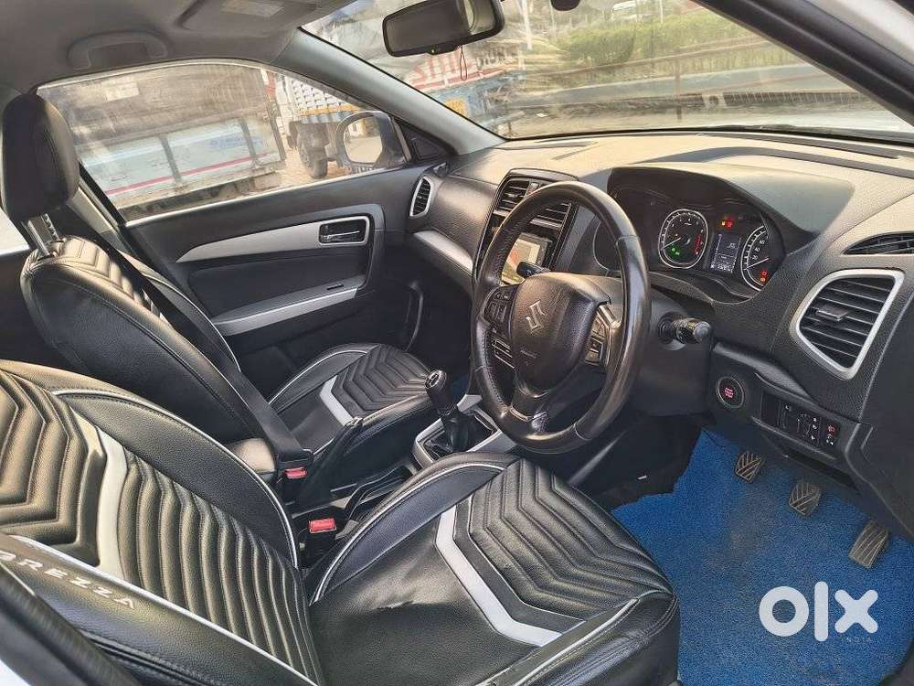 Maruti Suzuki Brezza 1.5 Zxi Smart Hybrid Dual Tone, 2022, Petrol