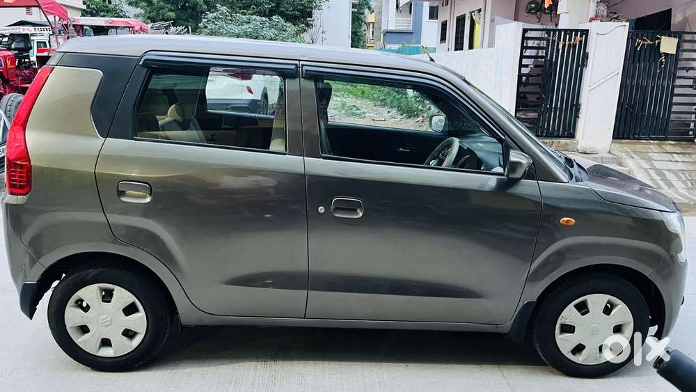 Maruti Suzuki Wagon R 1.0 Vxi Amt, 2019, Petrol