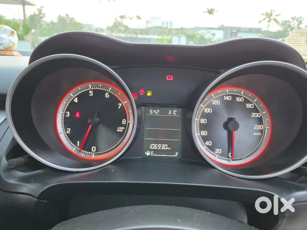 Maruti Suzuki Swift 1.3 Zxi, 2019, Petrol
