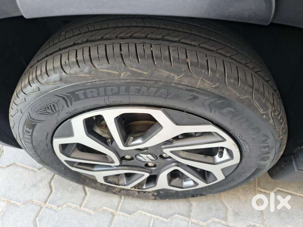 Maruti Suzuki Fronx Alpha 1.0l Turbo 6 At, 2023, Petrol