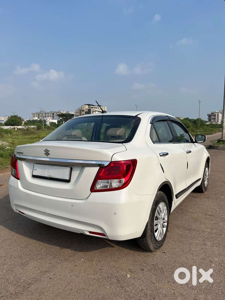 Maruti Suzuki Dzire 1.2 Vxi, 2023, Petrol