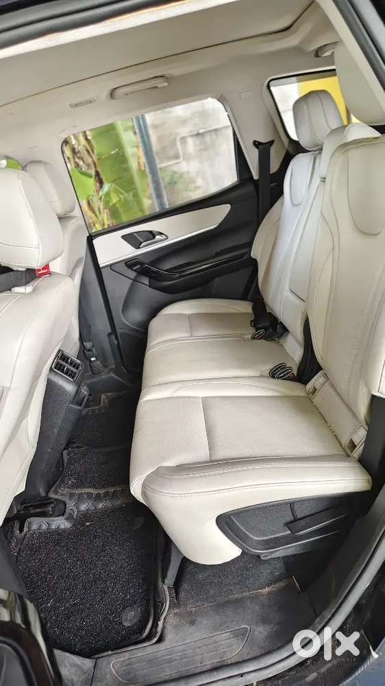 Mahindra Xuv700 Diesel 2025