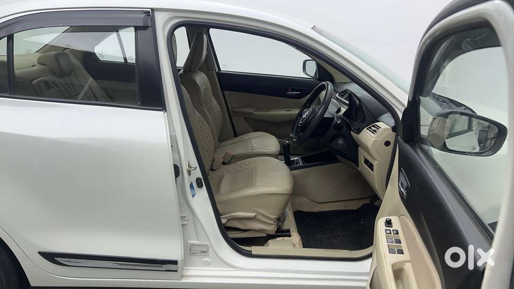 Maruti Suzuki Dzire 1.2 Vxi, 2022, Petrol