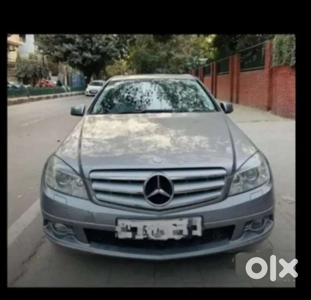 Mercedes-benz C-class 2011 Petrol 46000 Km Driven