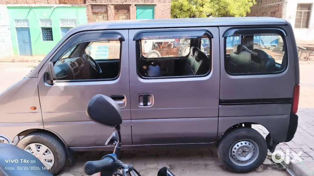 Kripa Shankar Acchi Gadi Hai First Wala Gadi Hai 7 Seater Kar Hai