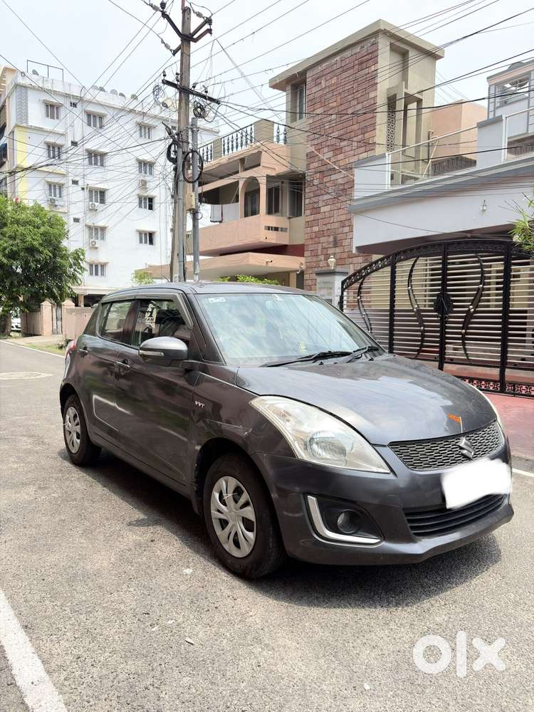 Maruti Suzuki Swift Vxi Optional, 2017, Petrol