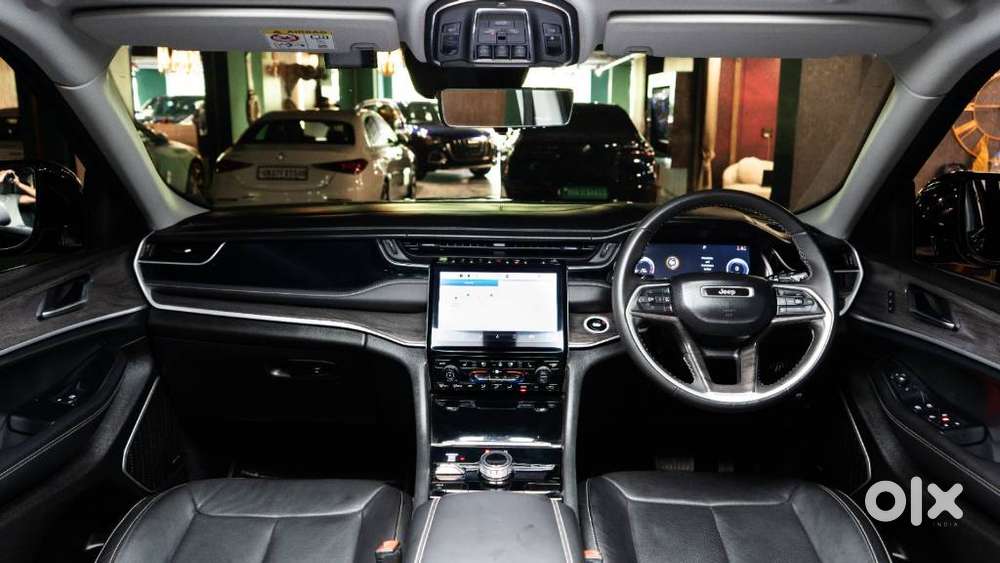 Jeep Grand Cherokee Limited (o) 4x4 At, 2024, Petrol