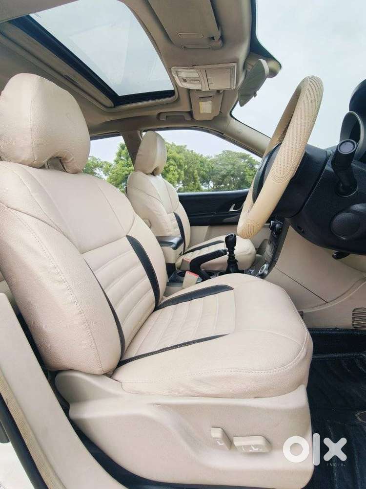 Mahindra Xuv500 2.2 W10, 2016, Diesel