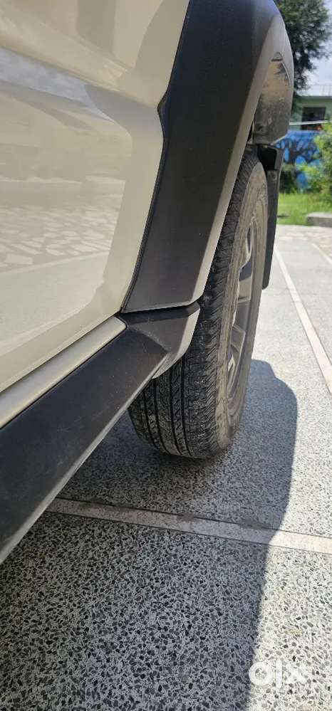 Jimny Alpha At Maruti 2024 White Colour