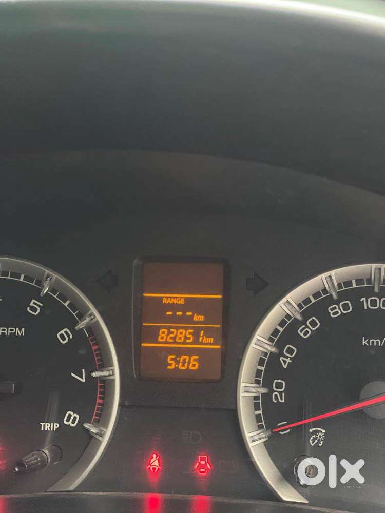 Maruti Suzuki Swift Dzire Vxi Optional, 2014, Petrol