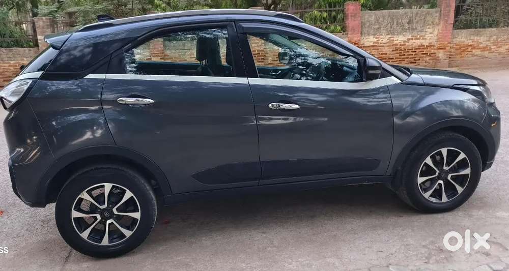 Tata Nexon 2020 Diesel 74000 Km Driven Amt