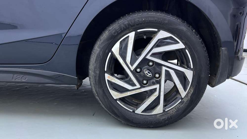 Hyundai New I20 1.2 Asta (o) Ivt, 2024, Petrol