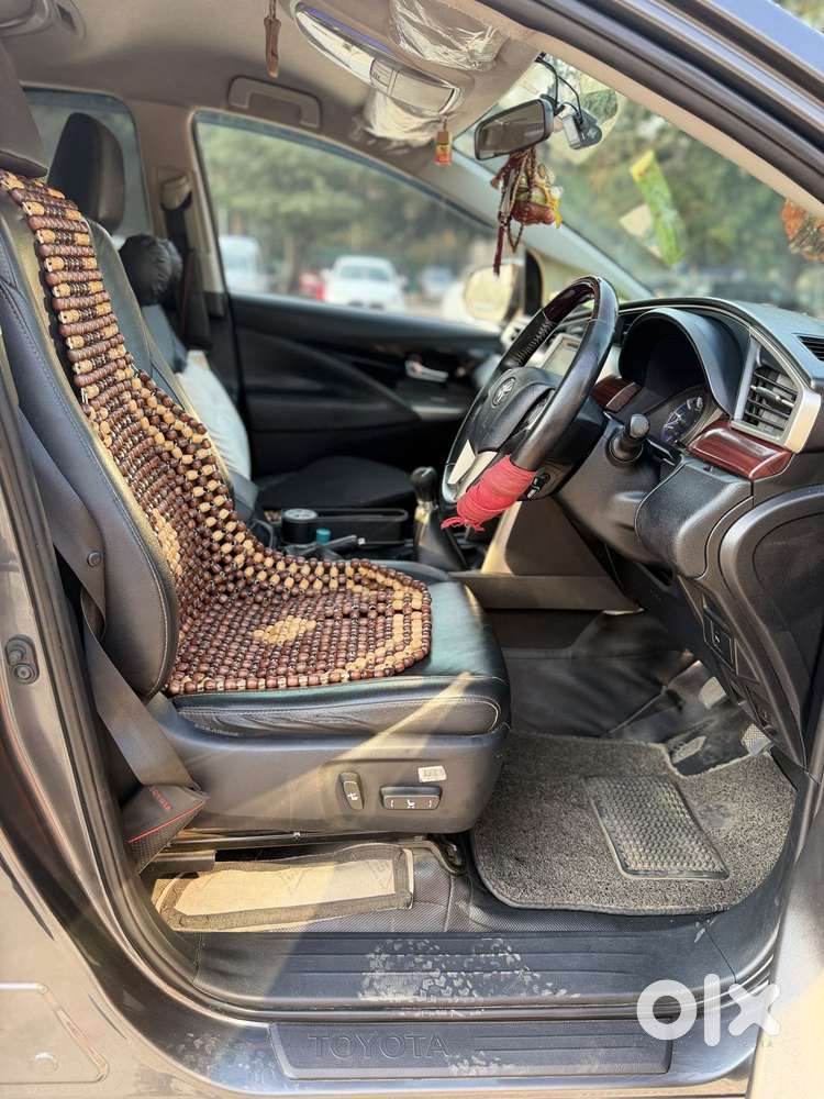 Toyota Innova Crysta 2.4 Z 7 Str, 2016, Diesel