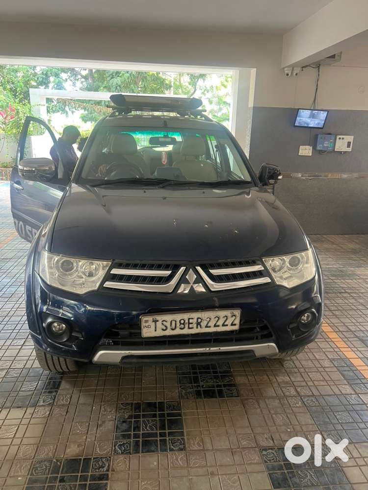Mitsubishi Pajero Sport 2015