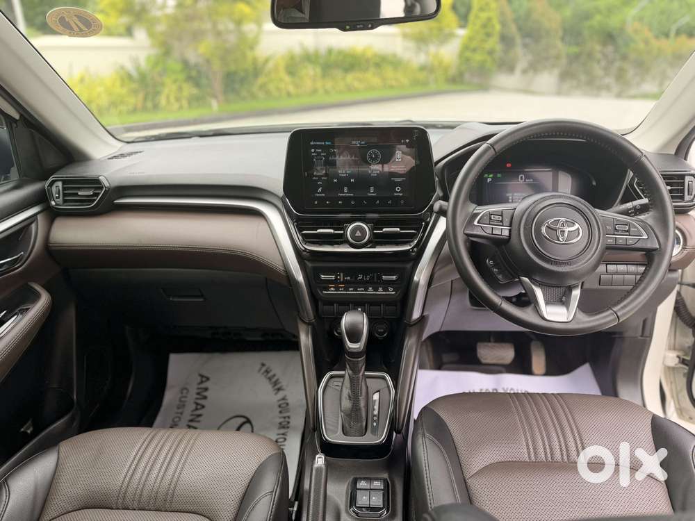 Toyota Urban Cruiser Hyryder 1.5 V Hybrid, 2024, Petrol