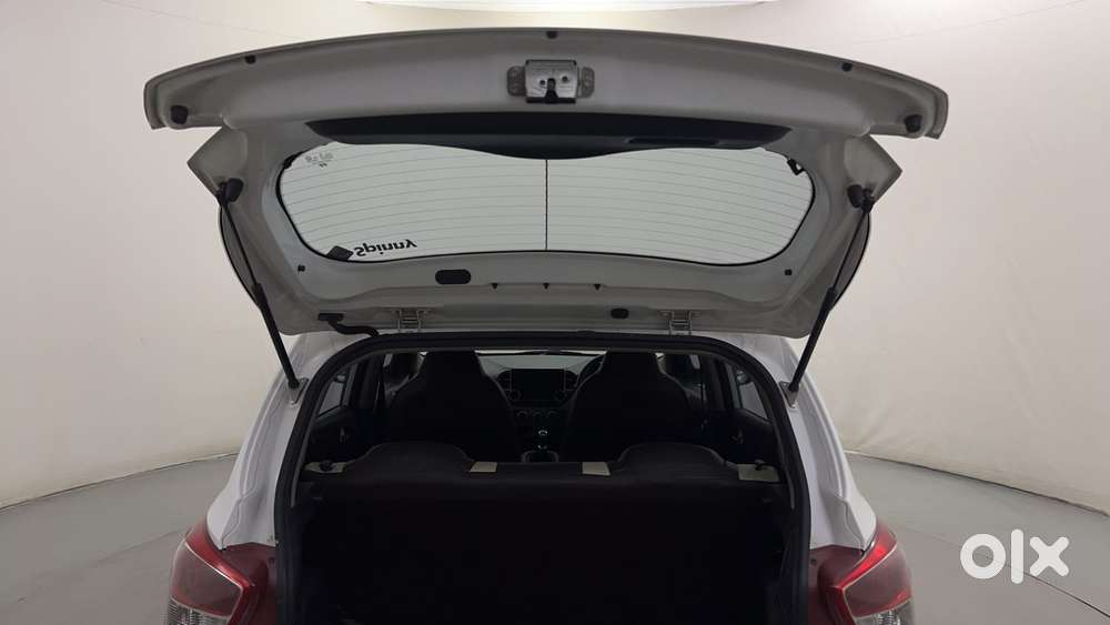 Hyundai Grand I10 1.2 Kappa Sportz, 2016, Petrol