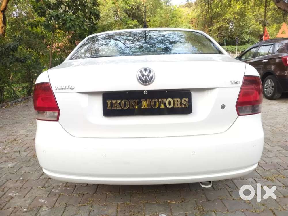 Volkswagen Vento 1.2l Tsi Highline Plus At Petrol, 2015, Petrol