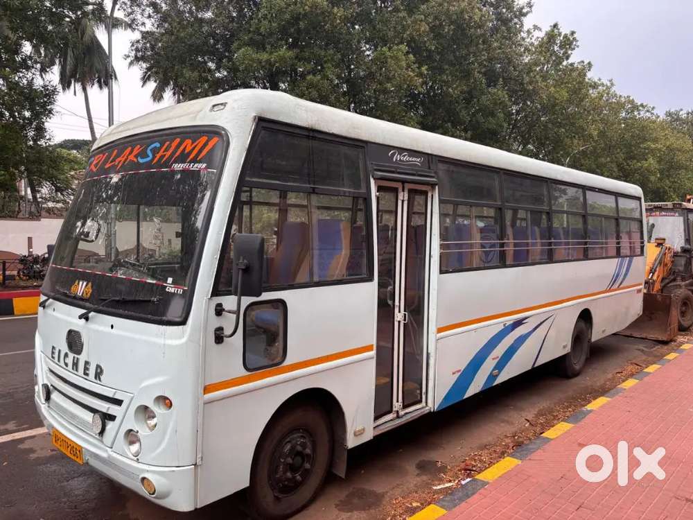 Good Vehicle.no Aney Single Repair.new Battery.look Like A New Bus