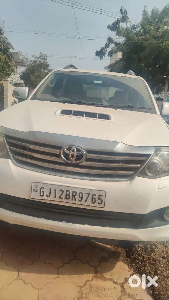 Toyota Fortuner Legender 2013