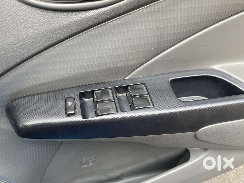 Toyota Etios Liva, 2012, Petrol