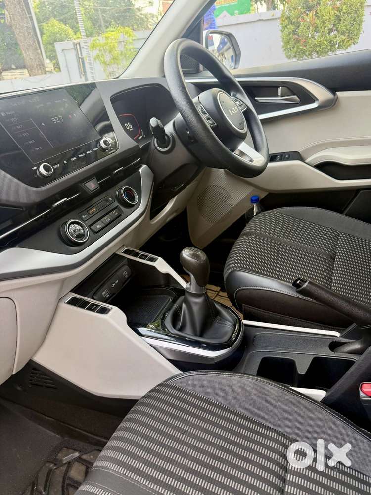 Kia Carens 1.5 Prestige Plus Diesel 7 Str Imt, 2023, Diesel