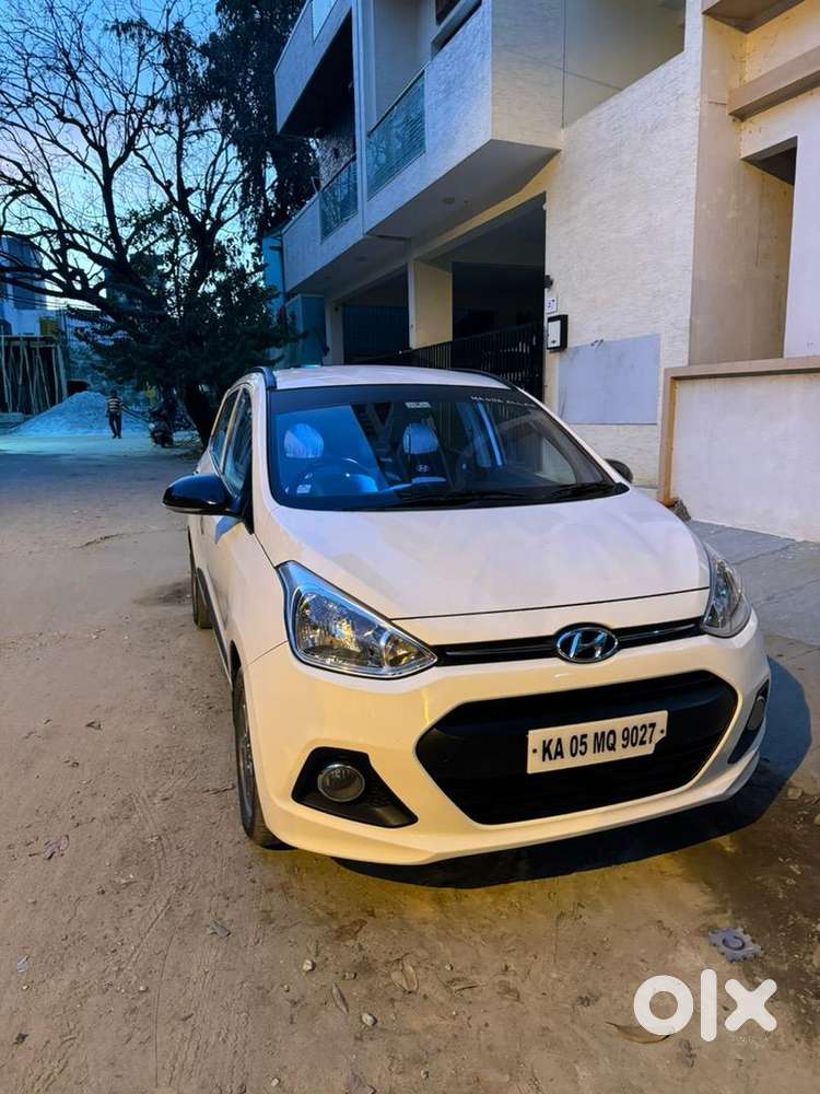 Hyundai Grand I10 2015 Petrol Well Maintained