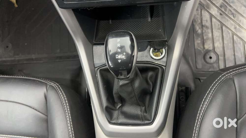 Volkswagen Taigun 1.0 Tsi Highline At, 2022, Petrol