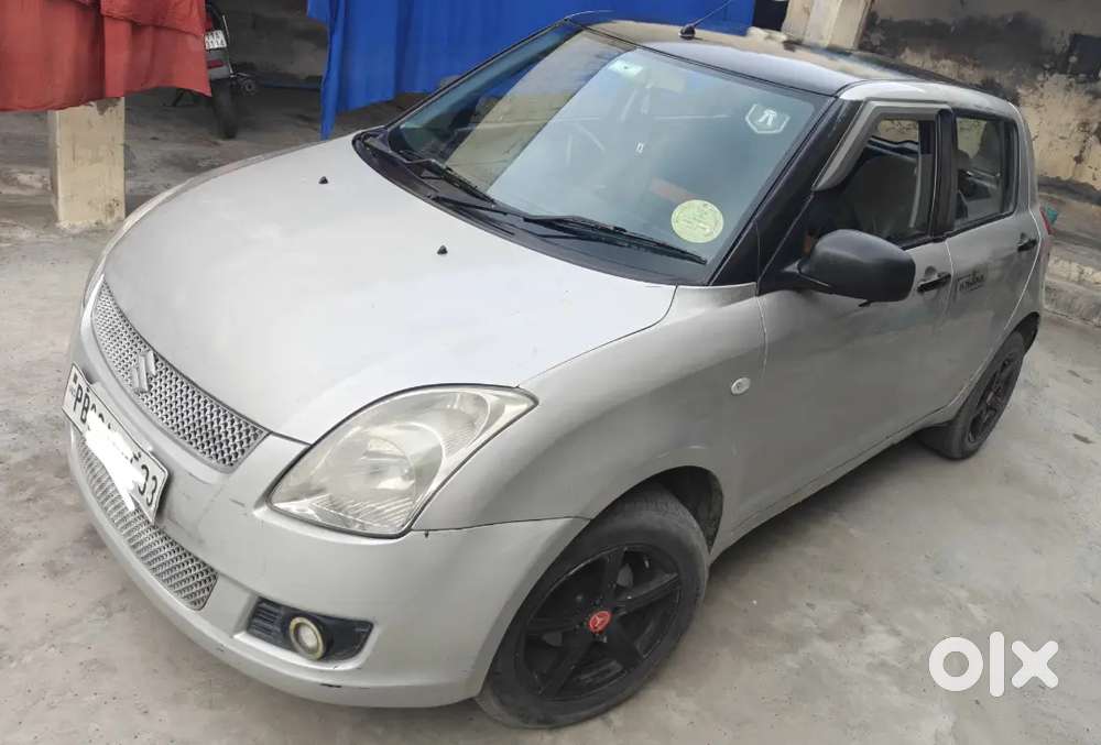 Swift Maruti Suzuki Vxi Petrol 2005