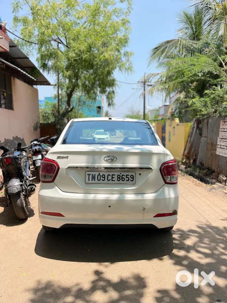 Hyundai Xcent 2016 Diesel Well Maintained