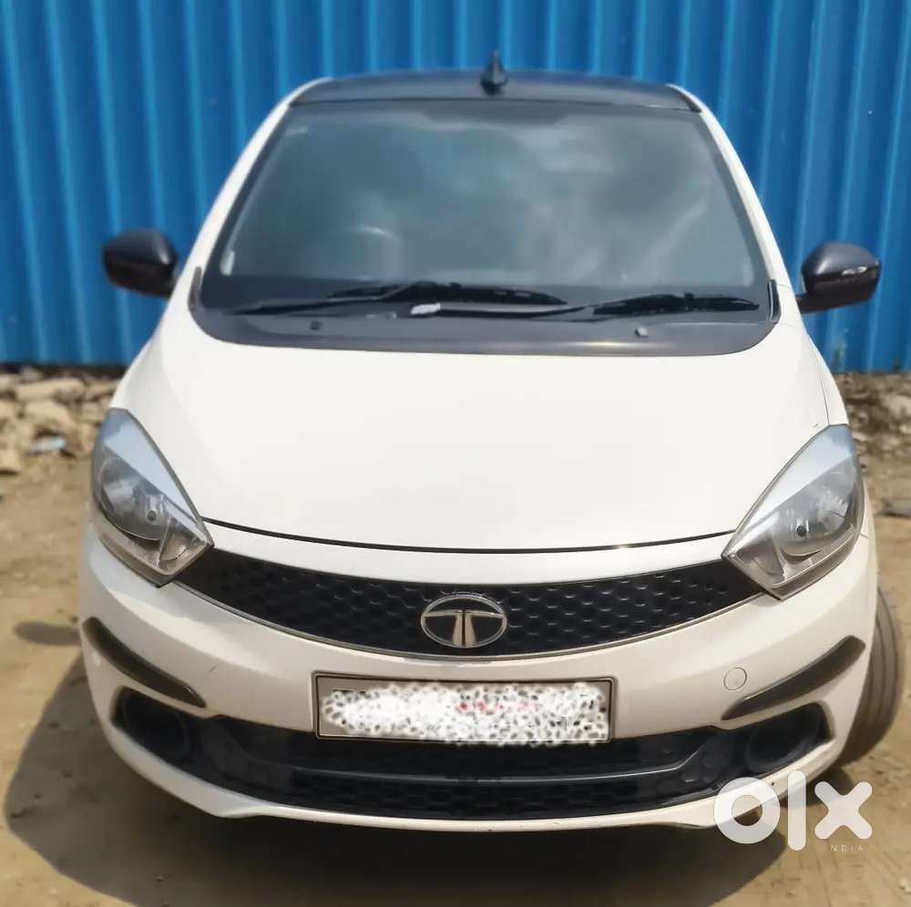 For Sale – Tata Tiago Xza Automatic (2017)