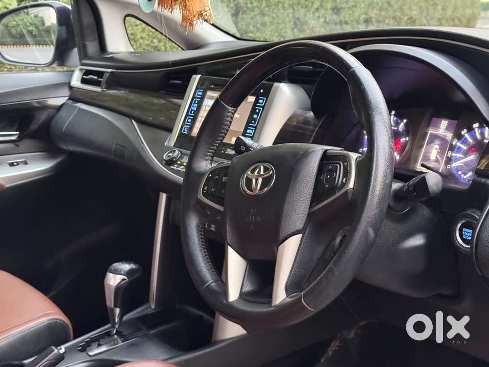 Toyota Innova Crysta 2.8z Automatic, 2019, Diesel