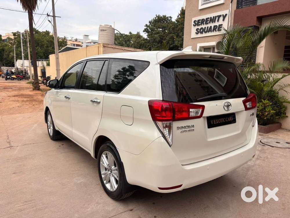Toyota Innova Crysta 2.8z Automatic, 2016, Diesel