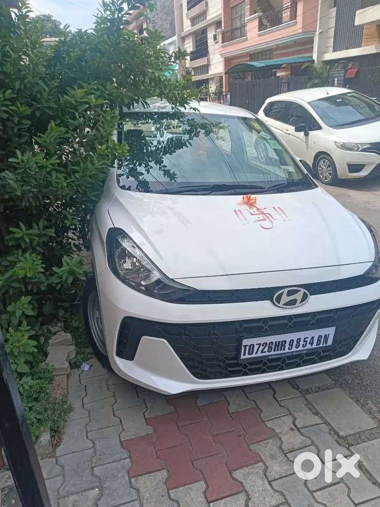 Hyundai Aura 1.2 July  2026