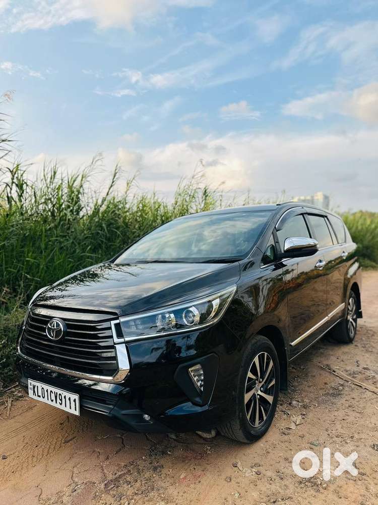 Toyota Innova Crysta 2022 Diesel 104000 Km Driven