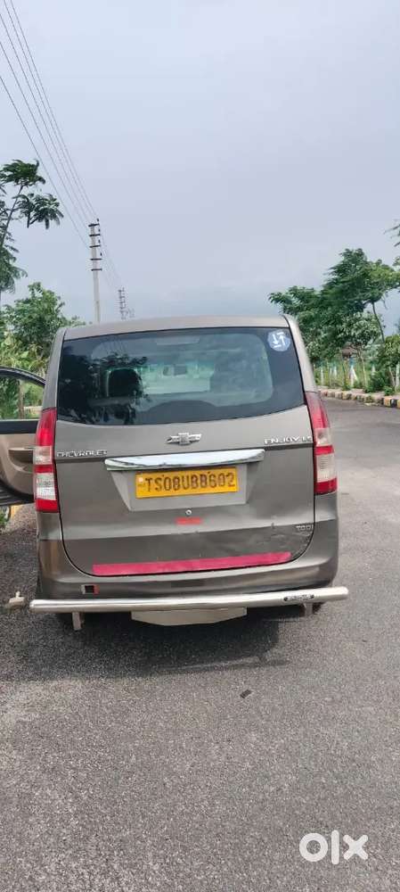 Chevrolet Enjoy 2016 8-seater